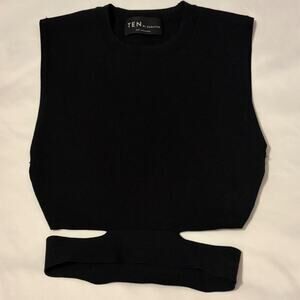 Black ten by babaton crop
